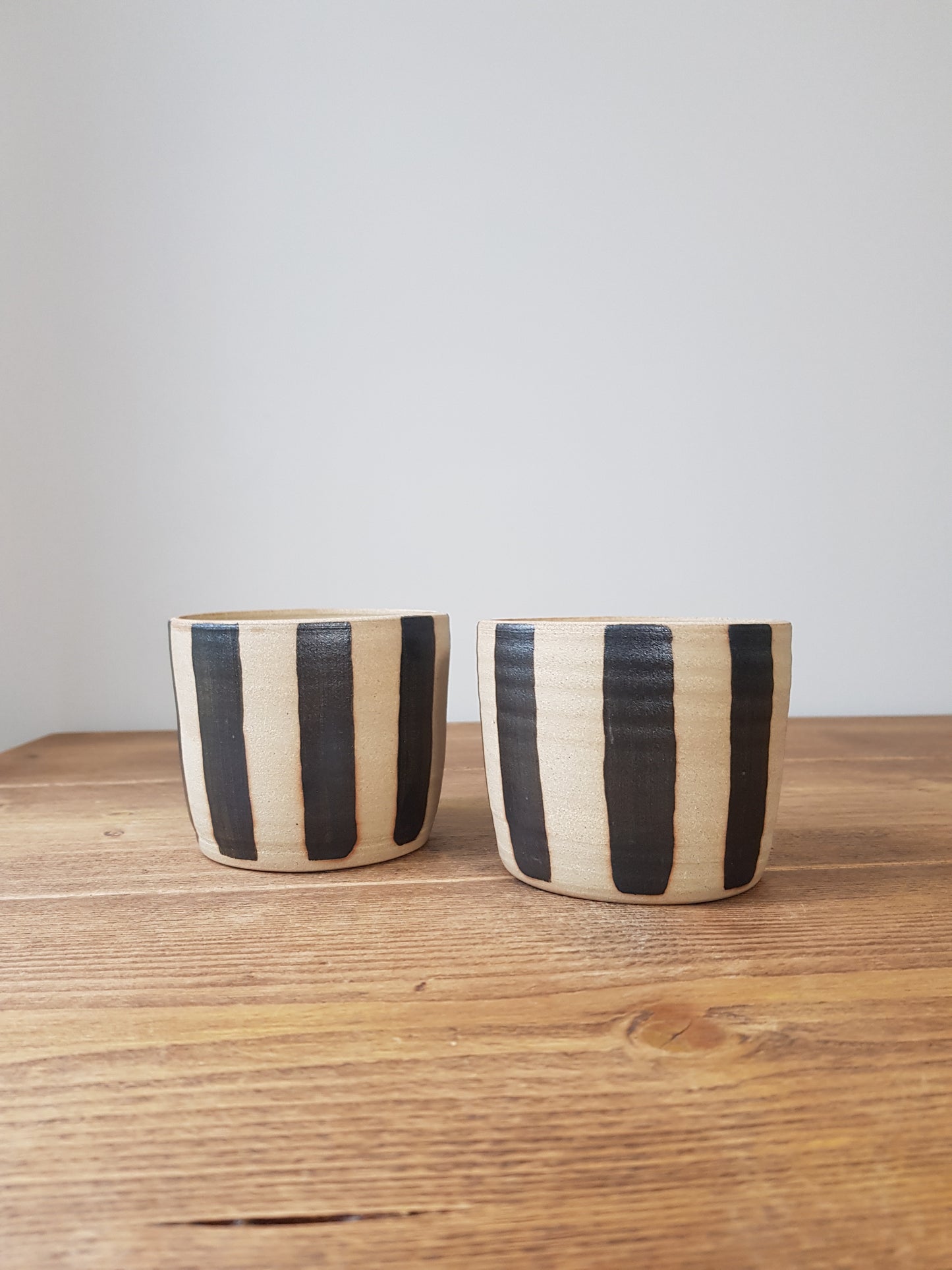 LIQUORICE Black stripe stoneware plant pot