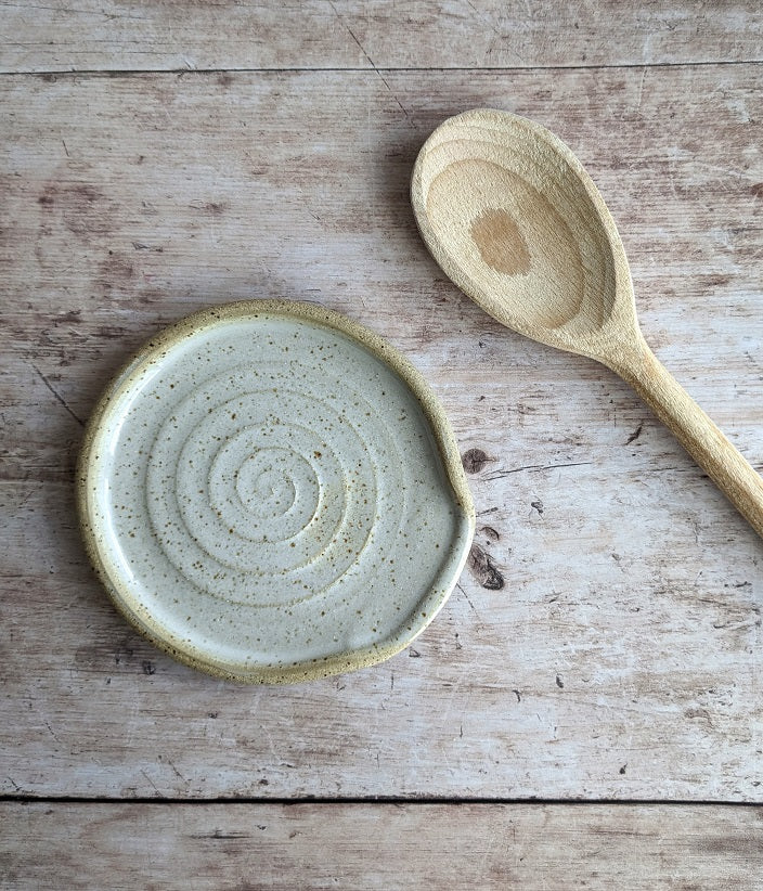 TUNDRA large spoon rest