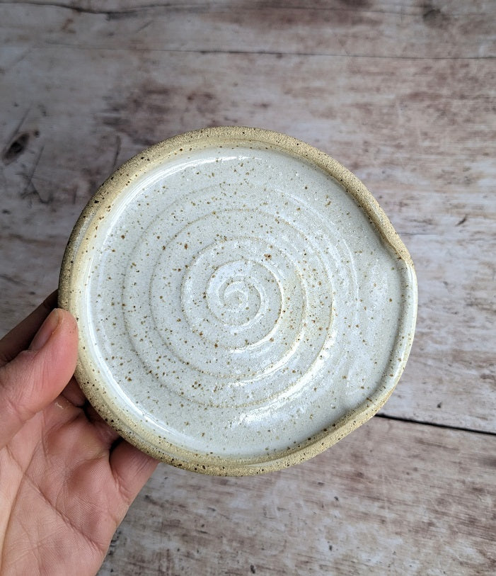 TUNDRA large spoon rest