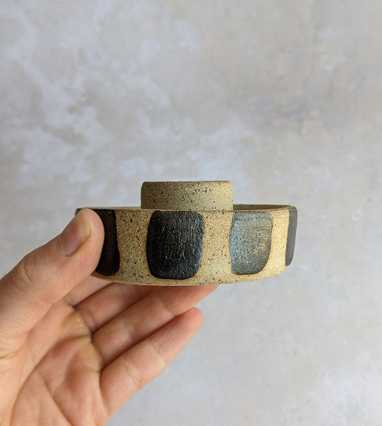 LIQUORICE candlestick holder