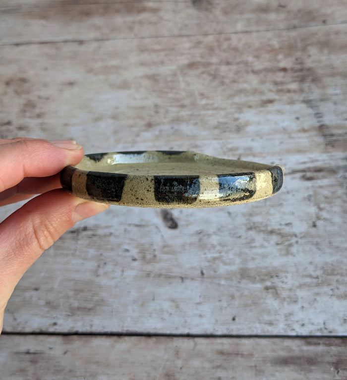 LIQUORICE mini spoon rest