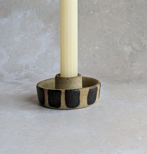 LIQUORICE candlestick holder