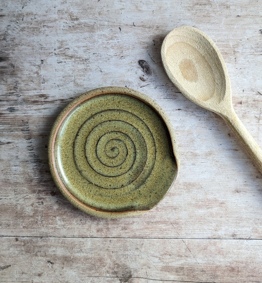 MOSS green/brown large spoon rest