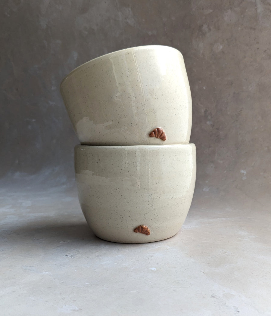 CROISSANT 400ml coffee cup in 'vanilla bean'