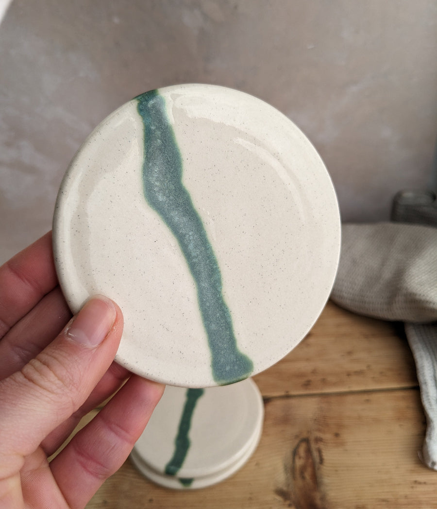 SECONDS White and turquoise coasters