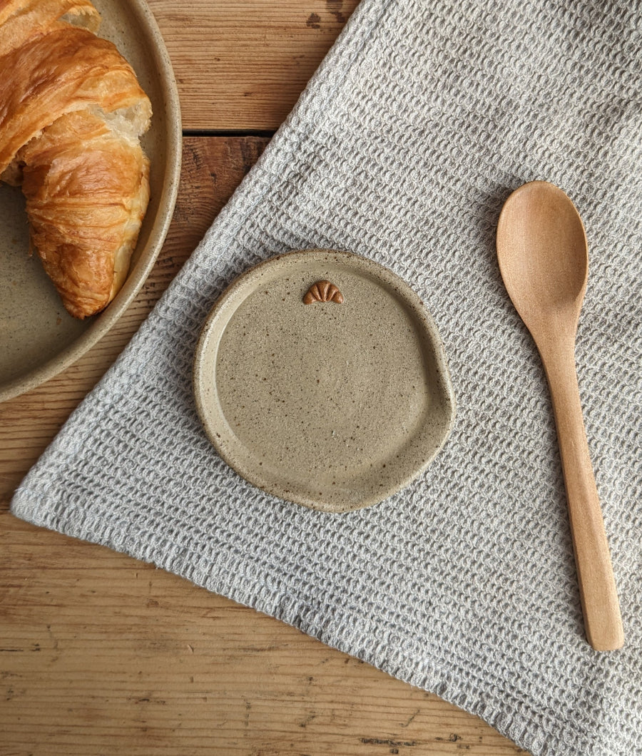 SECONDS Croissant mini stoneware spoon rest in 'biscuit'