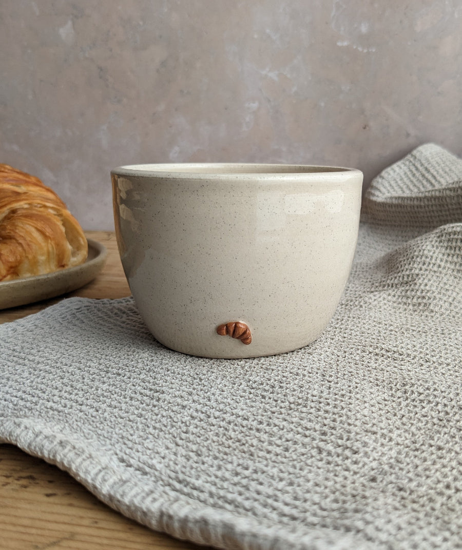 CROISSANT 300ml coffee cup in 'vanilla bean'