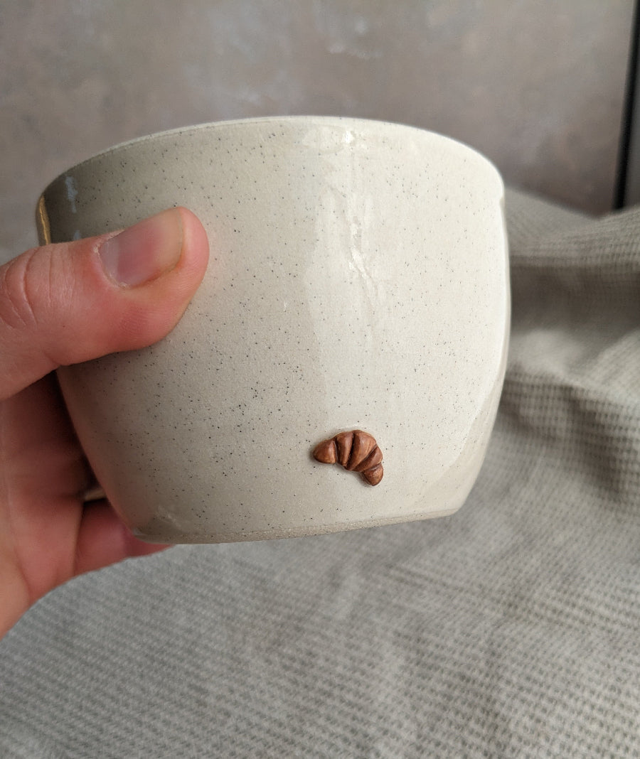 CROISSANT 300ml coffee cup in 'vanilla bean'