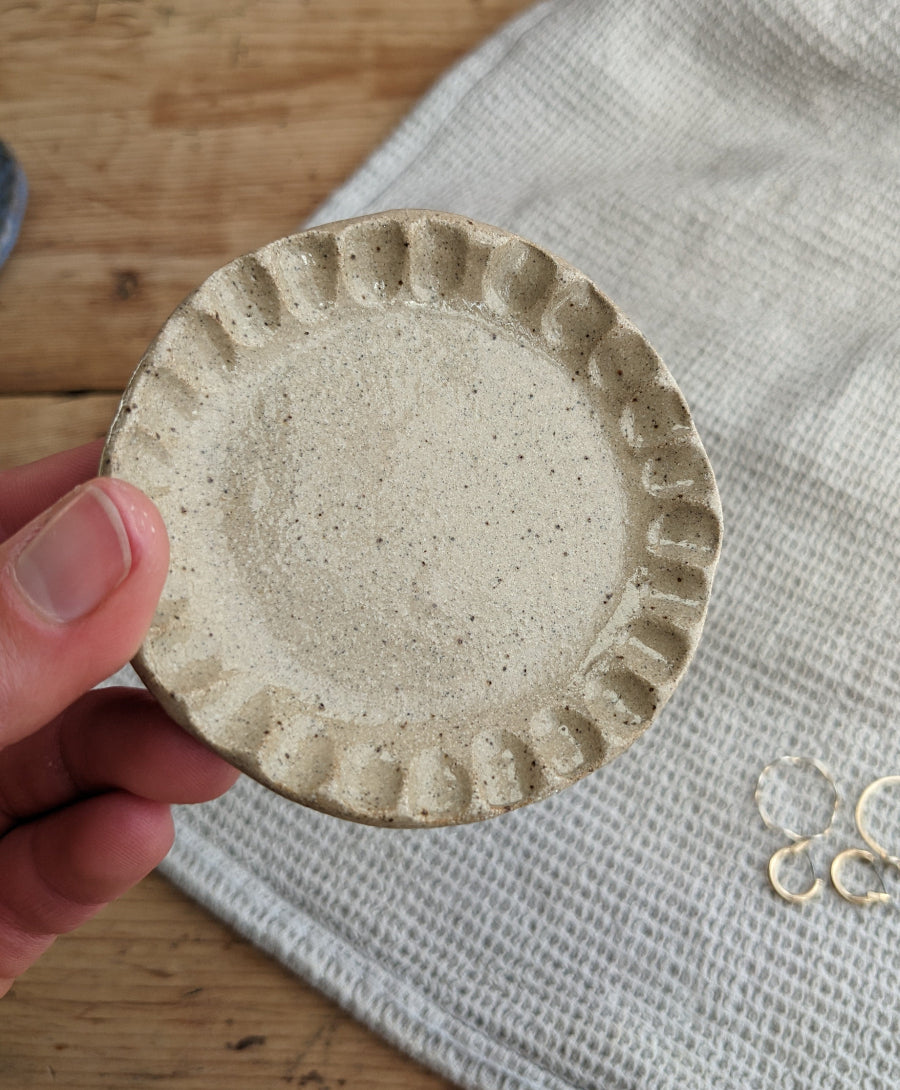 SHORE scalloped jewellery/ ring dish