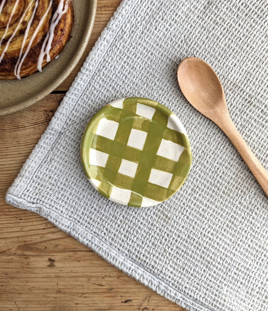 SAMPLE Green gingham mini spoon rest